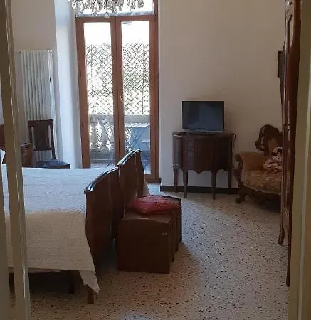 Glam G H O S T E L Guest house 2*